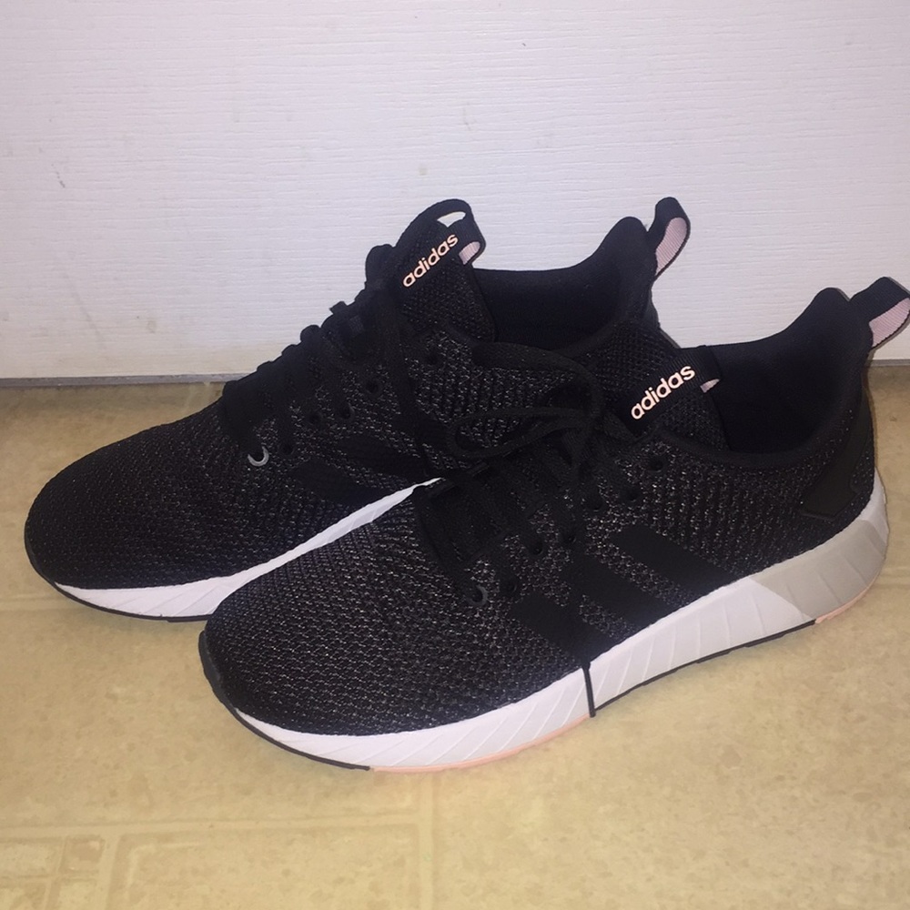 Adidas Women’s Questar BYD